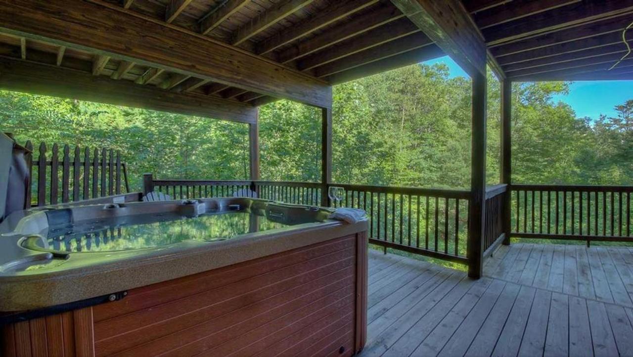 All Decked Out Blue Ridge Exterior foto